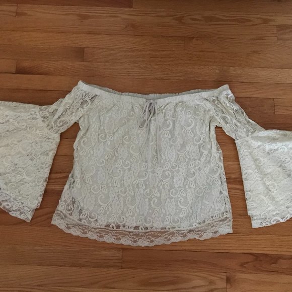 Boston Proper Flare Sleeve Lace Top - Size L - Picture 1 of 3